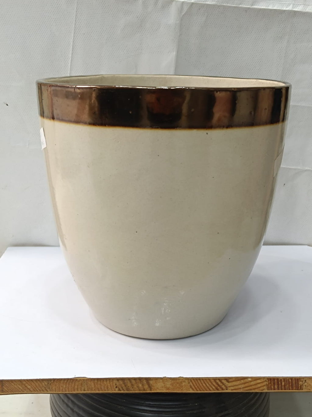 Medium Size Ceramic Golden border pot