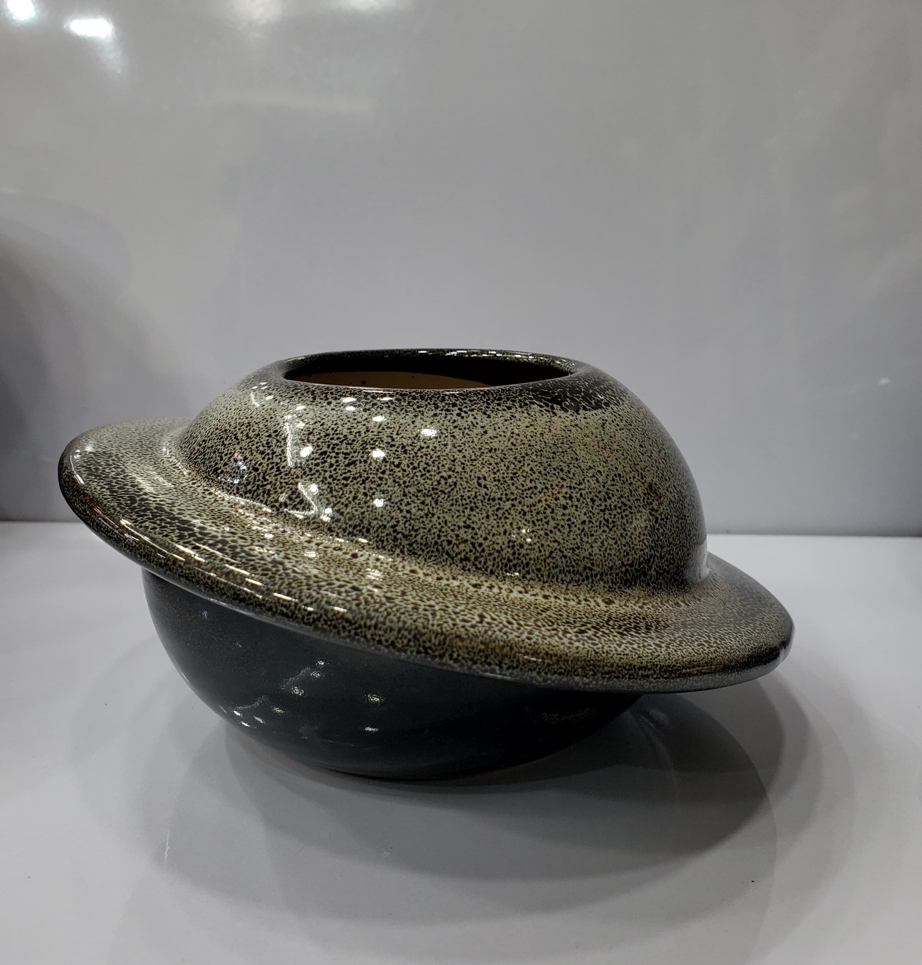 Egg Shape  Ceramic Pot